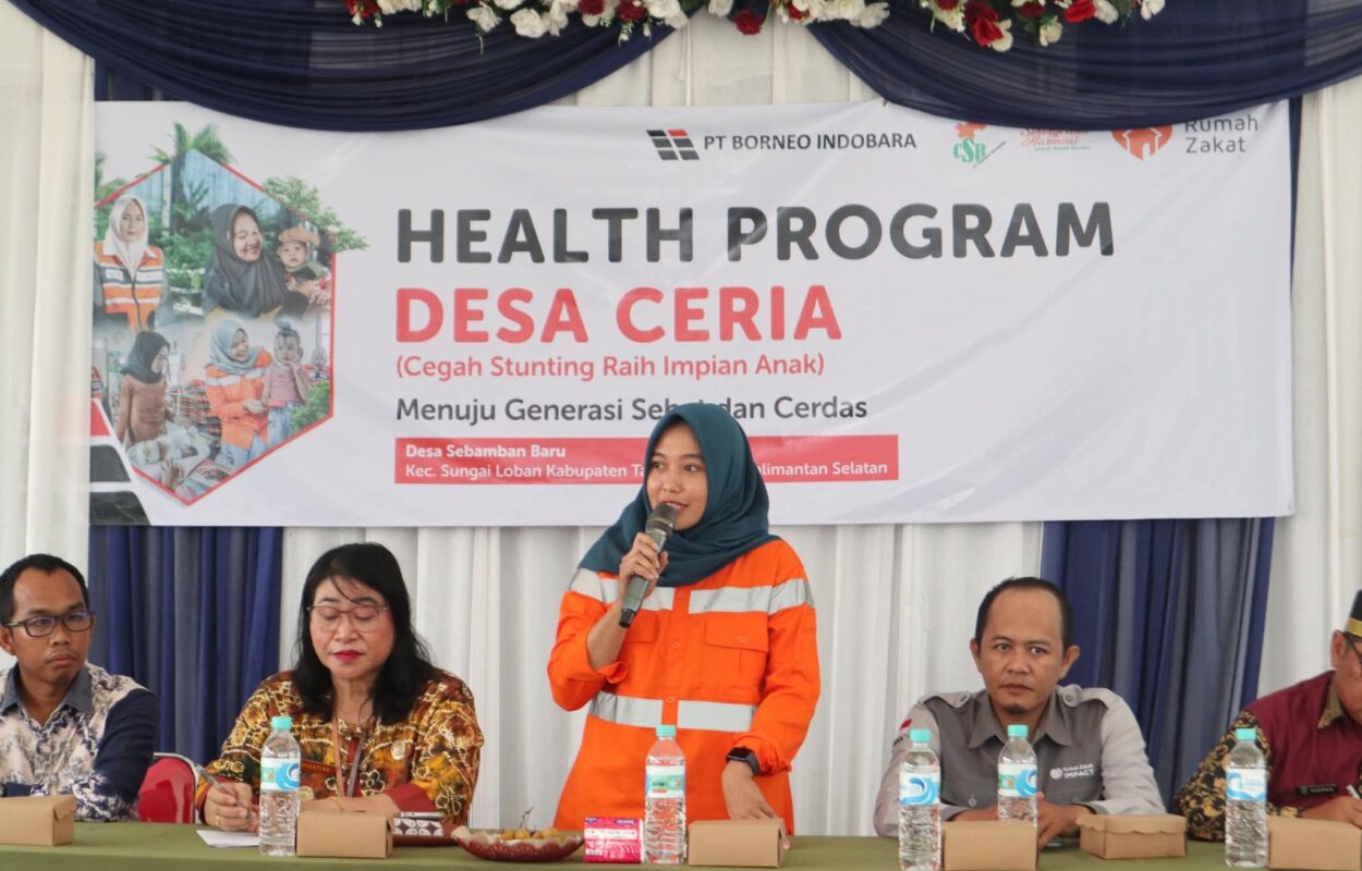 Perwakilan PT BIB dari Divisi Corporate Social Responsibility (CSR), Yeni Puspitasari saat menyampaikan sambutan. Foto: Rumah Zakat Kalsel. Perwakilan PT BIB dari Divisi Corporate Social Responsibility (CSR), Yeni Puspitasari saat menyampaikan sambutan. Foto: Rumah Zakat Kalsel.